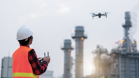 Acrescente “mais olhos” ao seu sistema de gerenciamento de vídeo com a integração de drones.