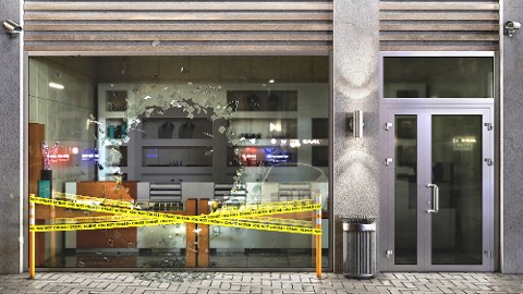 Fighting Organized Retail Crime (ORC) using Genetec Clearance, the collaborative evidence management solution