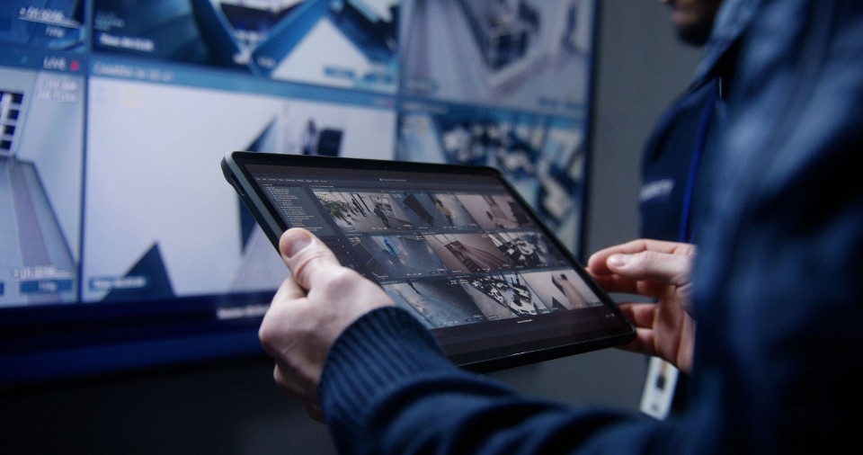¿Cuáles son las diferencias entre un VMS y un NVR?